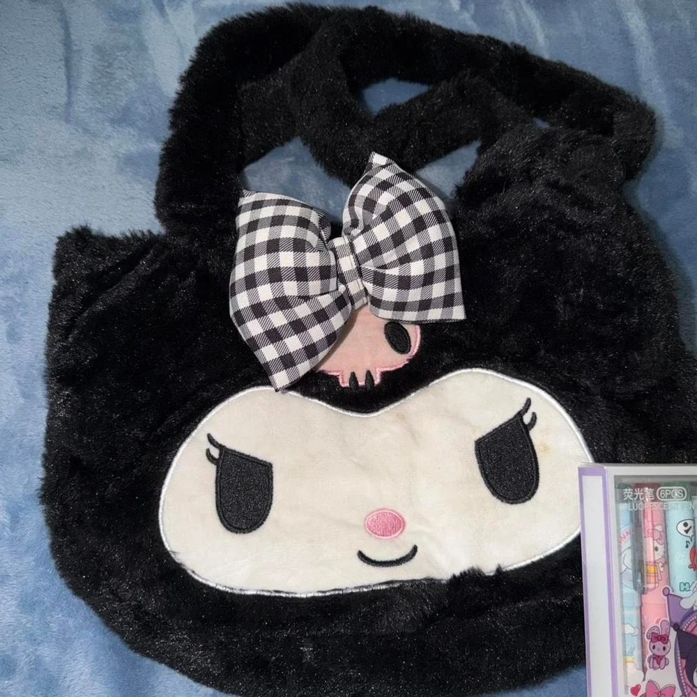 Kuromi‎ Sanrio water bottle and pen set